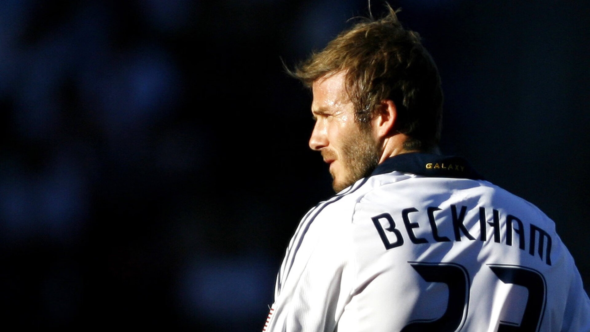 利物浦主力中场受伤，球队阵容变动，利物浦主打阵型