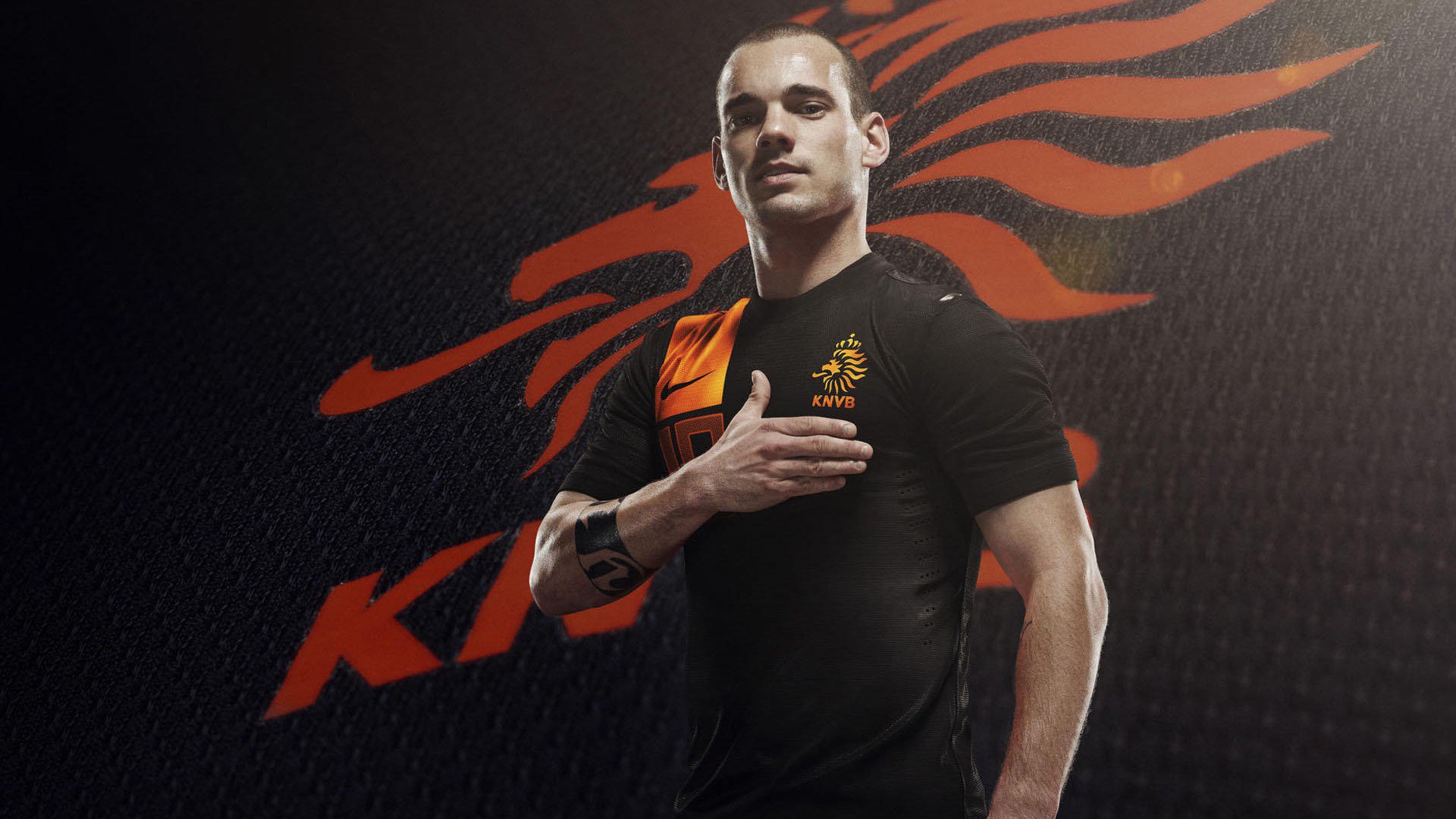 突发羽毛球双打临时换人事件，羽毛球双打可以随意换位置吗