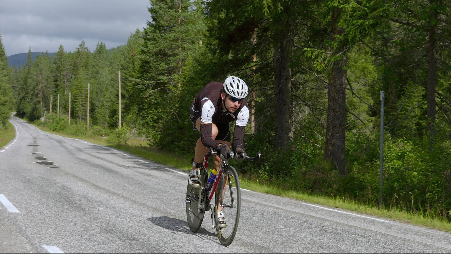葡萄牙在国家联赛四分之一决赛中总比分5-3击败丹麦，晋级半决赛。